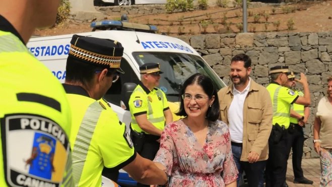 Imagen de la Policía Local de Las Palmas de Gran Canaria junto a Carolina Darias / AYUNTAMIENTO DE LAS PALMAS DE GRAN CANARIA Imagen de la Policía Local de Las Palmas de Gran Canaria junto a Carolina Darias / AYUNTAMIENTO DE LAS PALMAS DE GRAN CANARIA