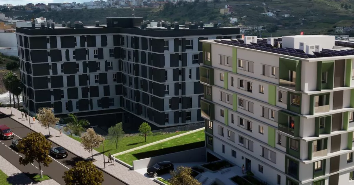 Satocan rechaza el proyecto modificado y el Ayuntamiento frena 36 viviendas públicas en Tamaraceite . A la derecha, diseño de cómo será el edificio una vez terminado. / AH 