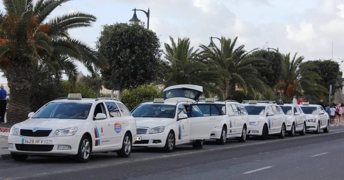 Taxis en la capital majorera / AYUNTAMIENTO DEL PUERTO DEL ROSARIO