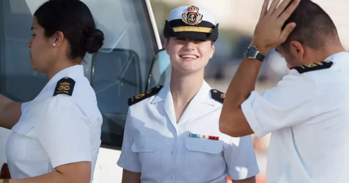 La princesa Leonor llega a Tenerife / EFE 