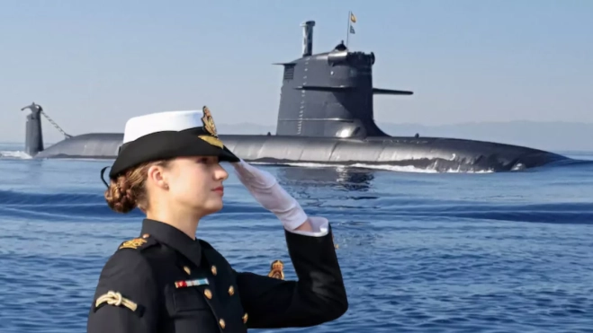 El submarino Isaac Peral y la princesa Leonor de Borbón./ MONTAJE AH El submarino Isaac Peral y la princesa Leonor de Borbón./ MONTAJE AH
