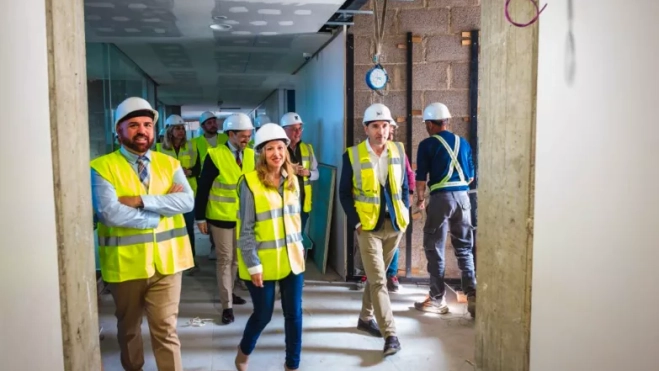 Visita de Rosa Dávila a las obras del Centro Insular de Deportes Acuáticos del Puerto de la Cruz. / CABILDO DE TENERIFE