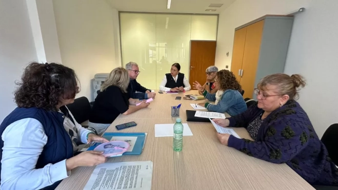 Vidina Cabrera, portavoz de Coalición Canaria (CC), reunida con las AMPAS / CEDIDA Vidina Cabrera, portavoz de Coalición Canaria (CC), reunida con las AMPAS / CEDIDA