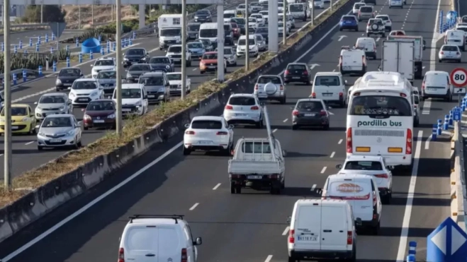 Tráfico en la GC-1 / EFE