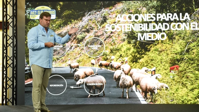 Pepo Batista, durante un acto del Rally Islas Canarias. / AH