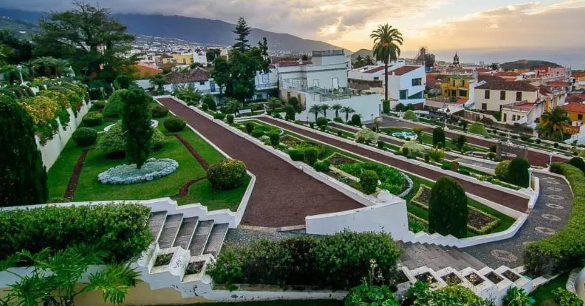 Imagen del pueblo repleto de guachinches / HOLA ISLAS CANARIAS