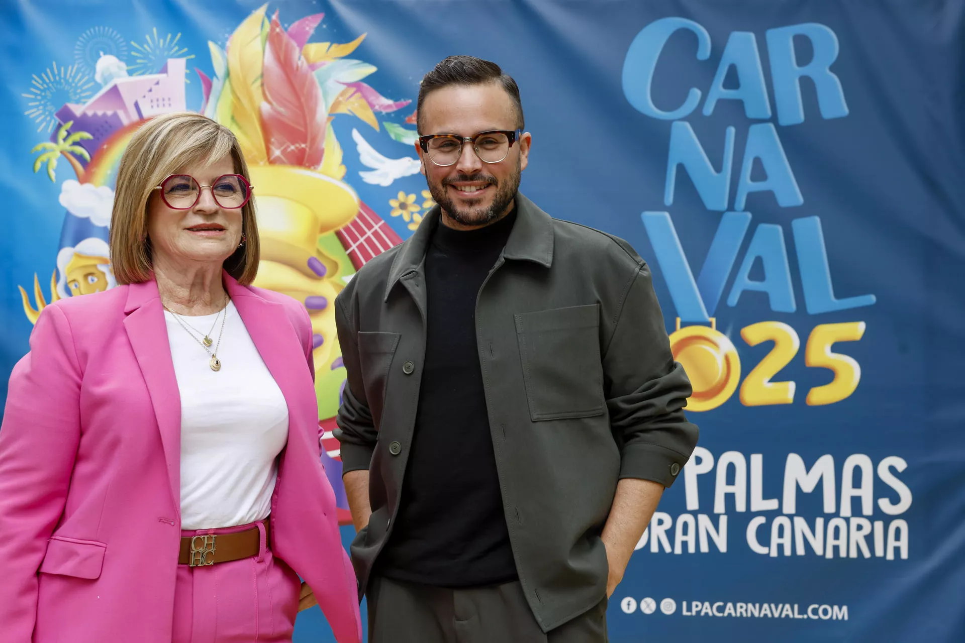 El ayuntamiento dispersa el Carnaval por el Puerto: desde Santa Catalina a Manuel Becerra. / ELVIRA URQUIJO A.-EFE