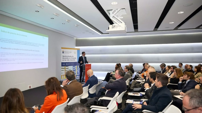 La Consejería de Obras Públicas, Vivienda y Movilidad del Gobierno de Canarias presenta en Madrid las medidas para el impulso de la vivienda en las islas (1)