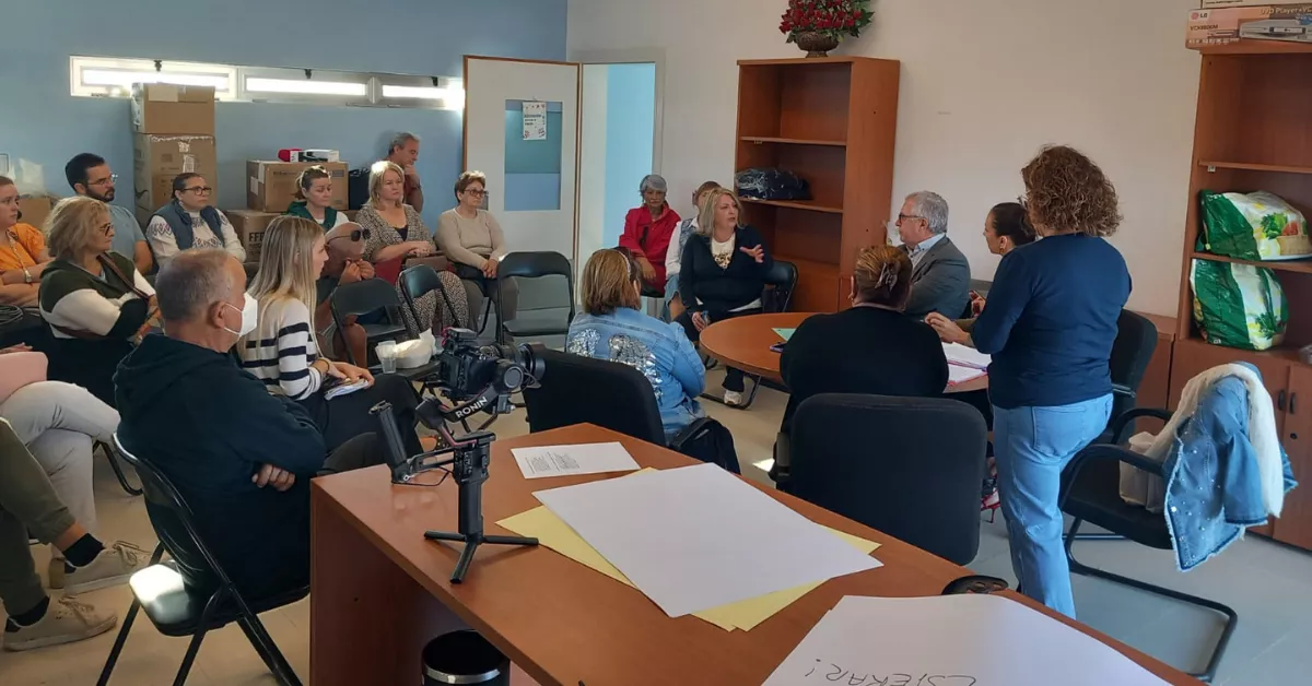 Familiares de los usuarios de los CADI / CEDIDA Familiares de los usuarios de los CADI / CEDIDA