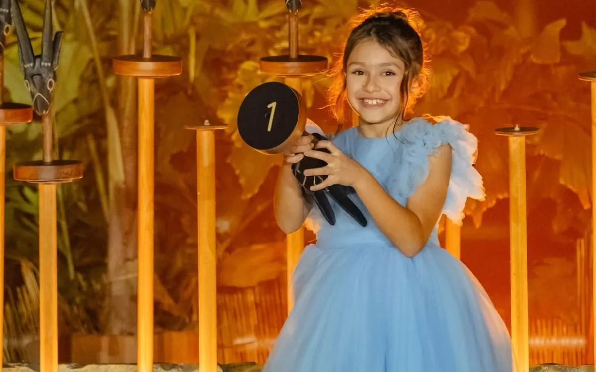 Fernanda González representará a Loro Parque como reina infantil del Carnaval de Santa Cruz de Tenerife. / AH