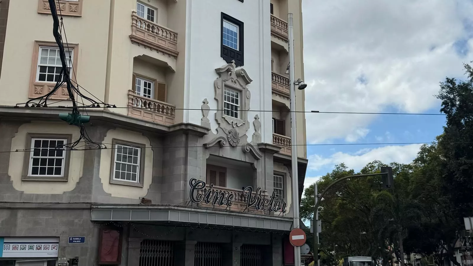 Cine Víctor de Santa Cruz de Tenerife. / ATLÁNTICO HOY