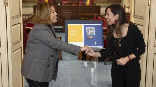 9daac6df840da64fcd659010a0f9151640b4ec92 9daac6df840da64fcd659010a0f9151640b4ec92