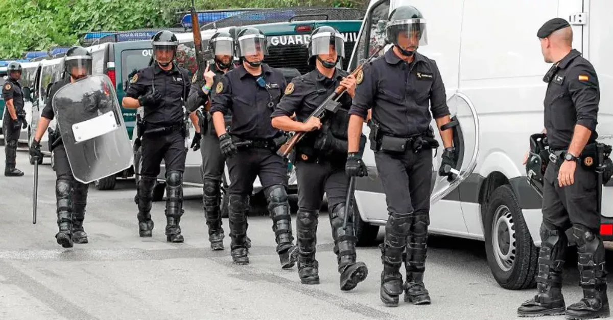 Guardias civiles del Grupo de Reserva y Seguridad, la agrupación que varias asociaciones de la Guardia Civil denuncian que se quiere eliminar en Canarias./ ARCHIVO