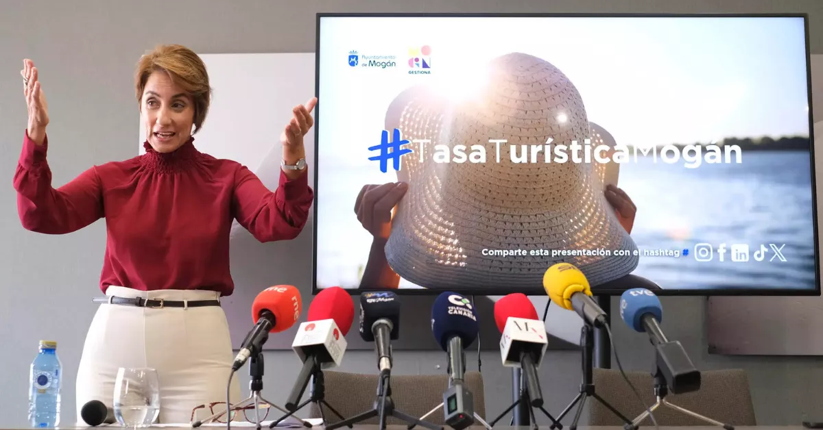 La alcaldesa de Mogán, Onalia Bueno, presenta la tasa turística de Mogán / EFE - ÁNGEL MEDINA G.