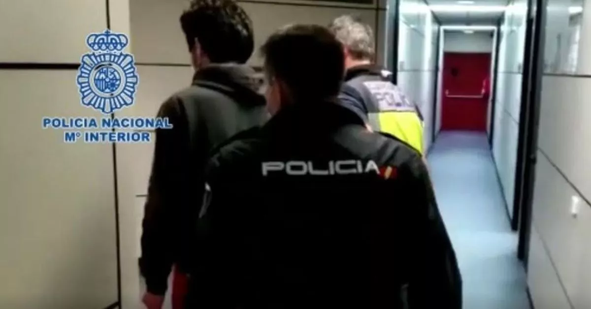 El principal acusado por el crimen de Sergio Aneiros en La Minilla, tras ser detenido por le Cuerpo Nacional de Policía. / AH