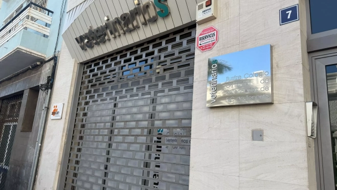 El Colegio de Veterinarios de Santa Cruz de Tenerife cerrado./ ATLANTICO HOY