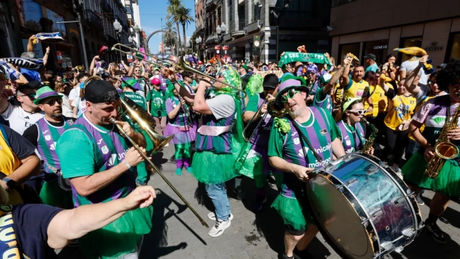 Encuentro de aficiones de la Copa del Rey, en Las Palmas de Gran Canaria / EFE - ELVIRA URQUIJO