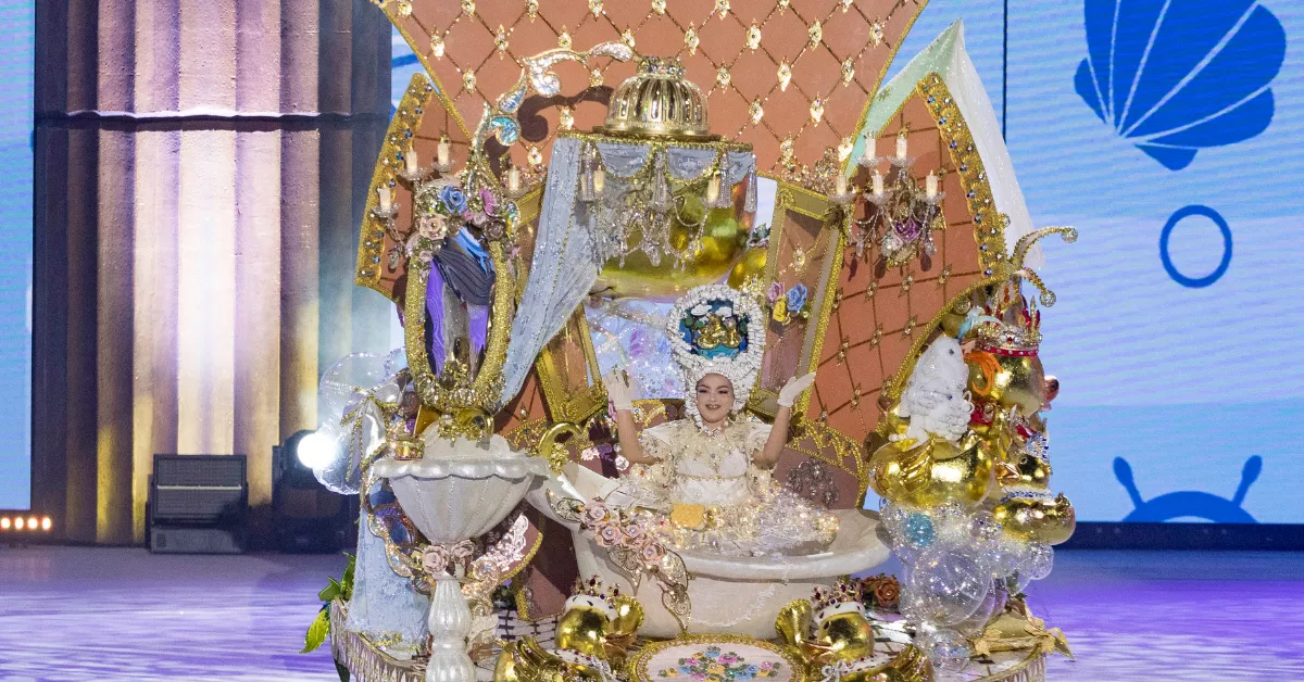 Ainhoa Zurita Ortega, reina del Trono infantil del Carnaval de Las Palmas de Gran Canaria / AYUNTAMIENTO DE LAS PALMAS DE GRAN CANARIA