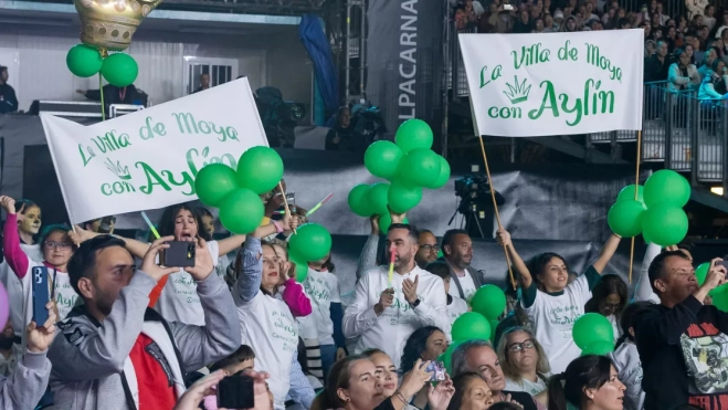 Asistentes a la Gala de Trono Infantil / AYUNTAMIENTO DE LAS PALMAS