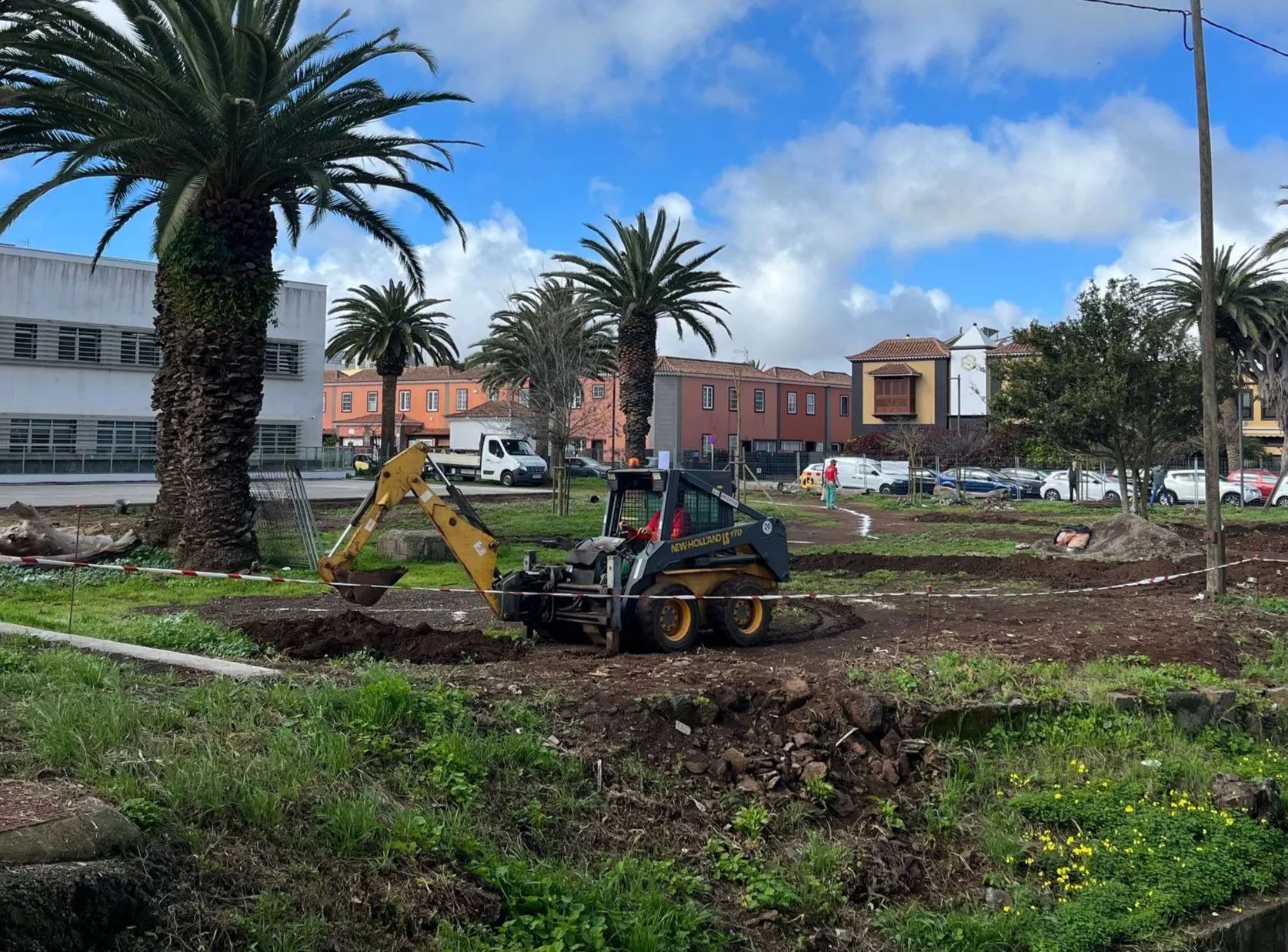 Obras de construcción del parque del camino Las Peras. /Beatriz de Vera