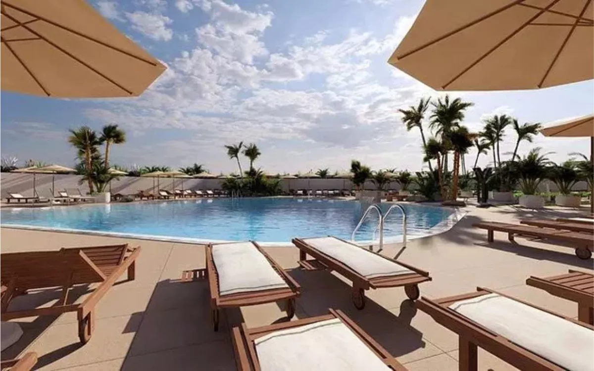 Hyatt pone a la venta tres hoteles en Tenerife tras adquirirlos por 117 millones de euros. En la imagen, el AluaSoul Costa Adeje. / AH