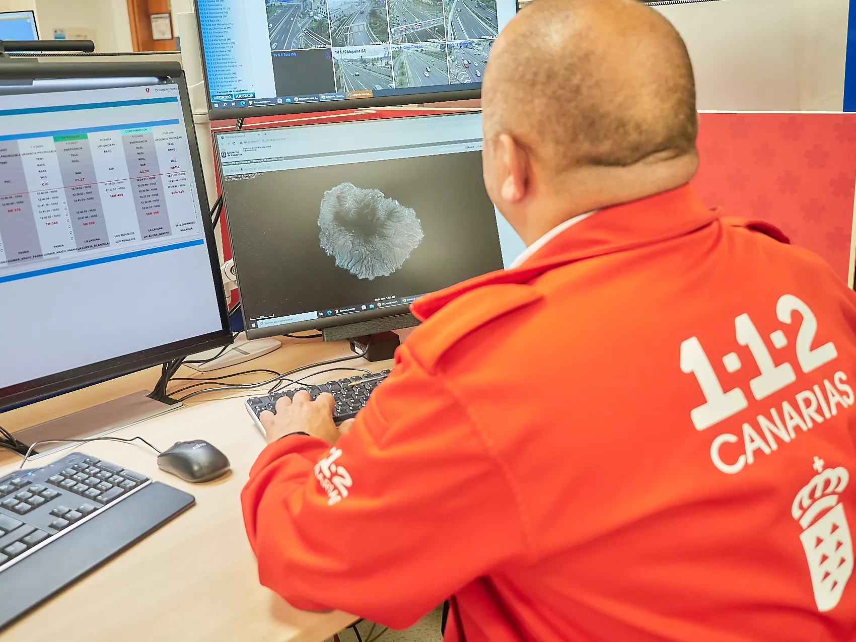 Personal del 112 que atiende las emergencias en La Gomera. / 112 CANARIAS