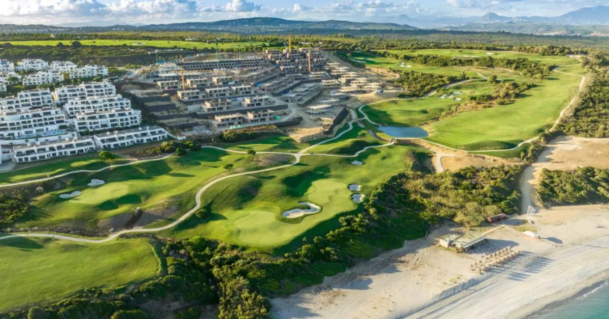 Campos de golf en complejo hotelero / SERVIMEDIA