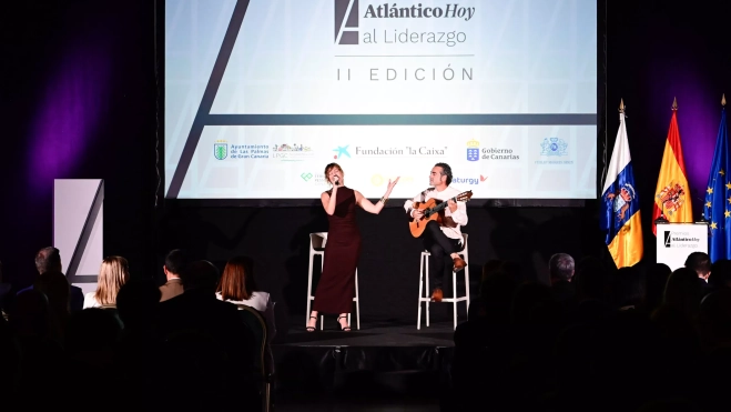 La cantante Claudia Álamo en la II Edición Premios Atlántico Hoy al Liderazgo / TONY HERNÁNDEZ
