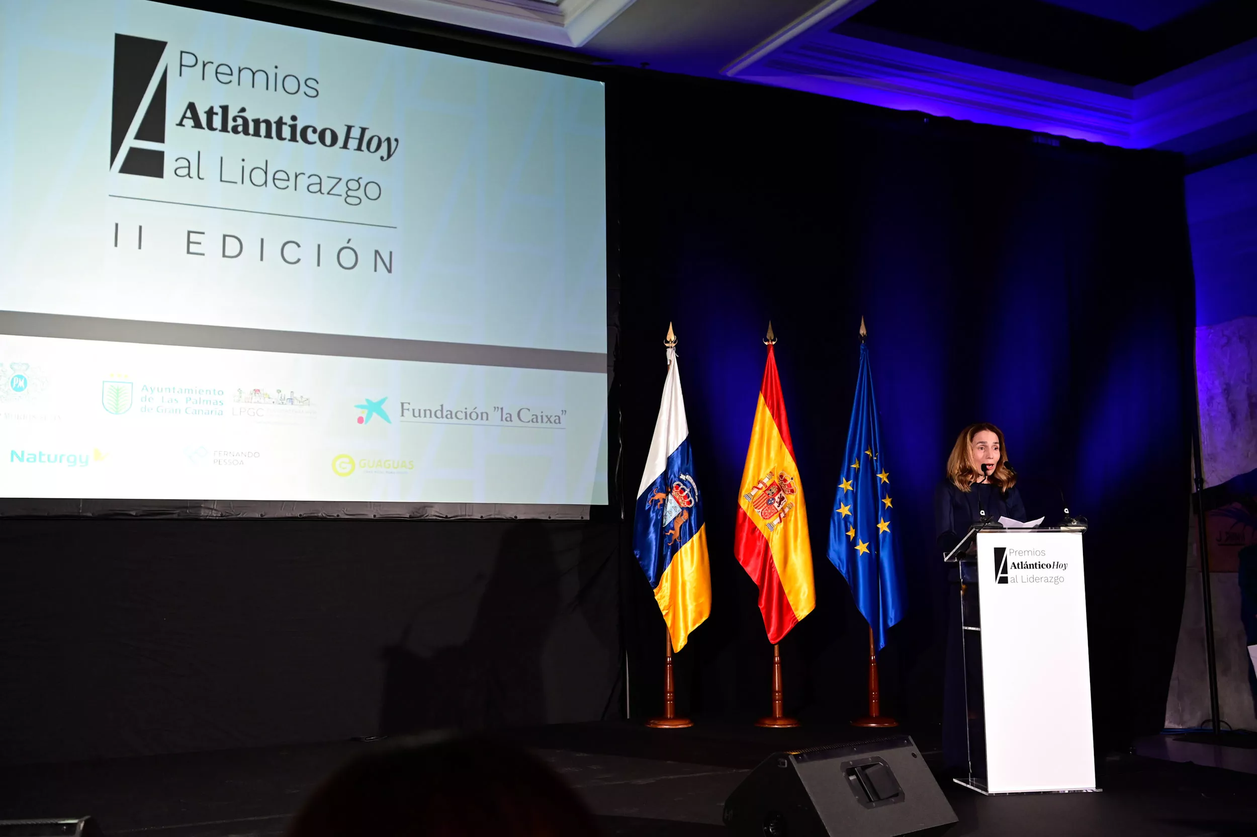 Eva Moll, presidenta del jurado, durante su discurso en la II Edición Premios Atlántico Hoy al Liderazgo / TONY HERNÁNDEZ