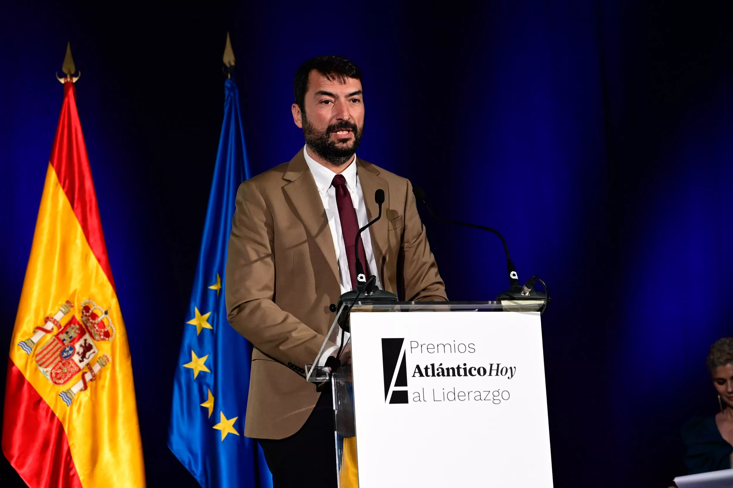 El director de AH, Martín Alonso, durante su discurso en la II Edición Premios Atlántico Hoy al Liderazgo / TONY HERNÁNDEZ