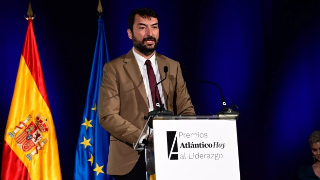 El director de AH, Martín Alonso, durante su discurso en la II Edición Premios Atlántico Hoy al Liderazgo / TONY HERNÁNDEZ