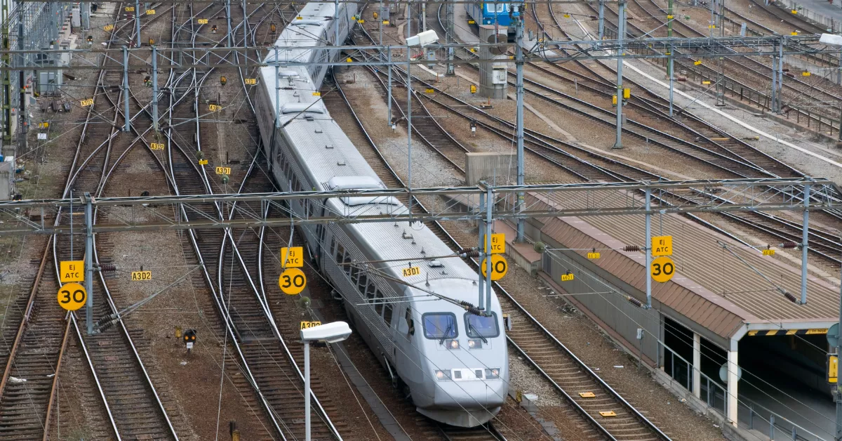 Imagen de un tren en una gran estación. / IMAGEN DE LA RED