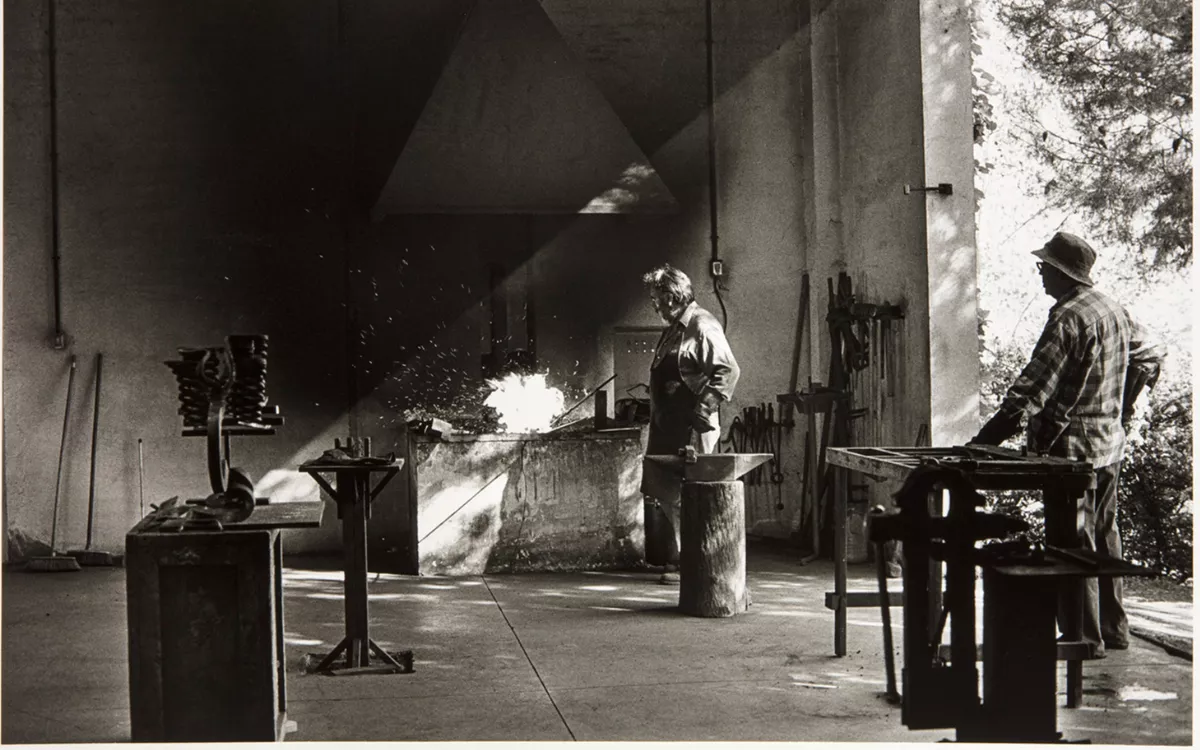 Martín Chirino, protagonista en ARCO 2025: la Fundación celebra su centenario en la feria de arte. / AH