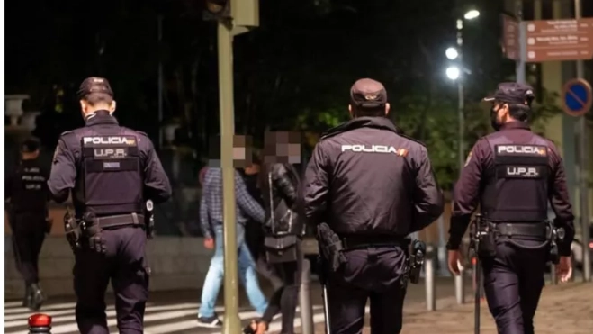 Imagen de Isaac Trujillo compartida en TikTok en un vídeo homenaje y agentes de la Policía Nacional./ ARCHIVO