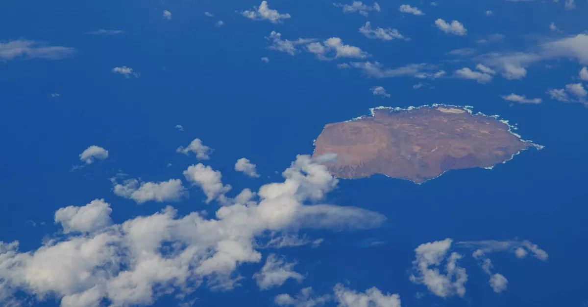 Isla de Alegranza vista desde el aire / IMAGEN DE LA RED