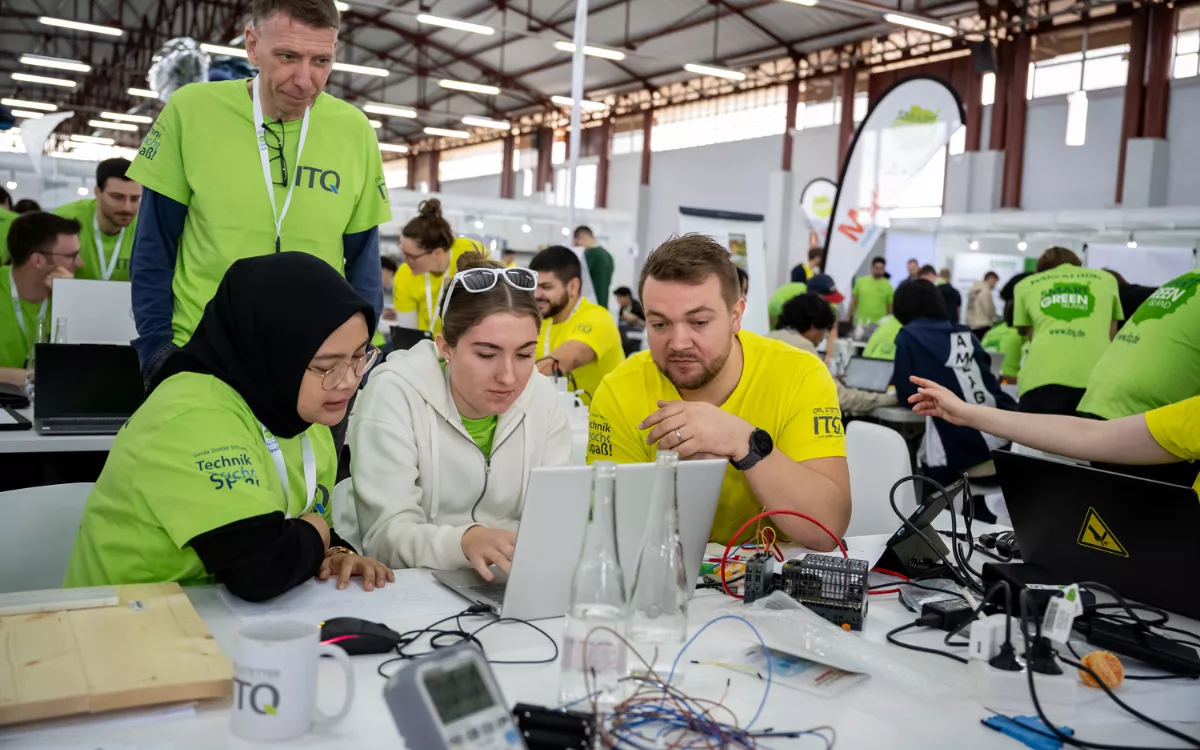Gran Canaria, eje mundial de sostenibilidad y tecnologías con el Smart Green Island Makeathon 2025. / AH