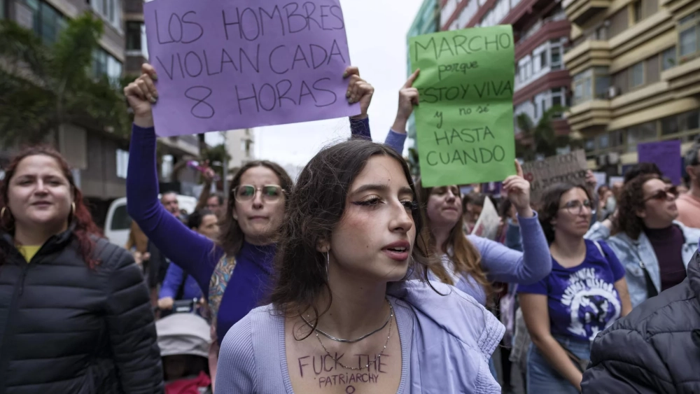 Manifestación del 8M en Las Palmas de Gran Canaria. / EFE - ÁNGEL MEDINA G. 