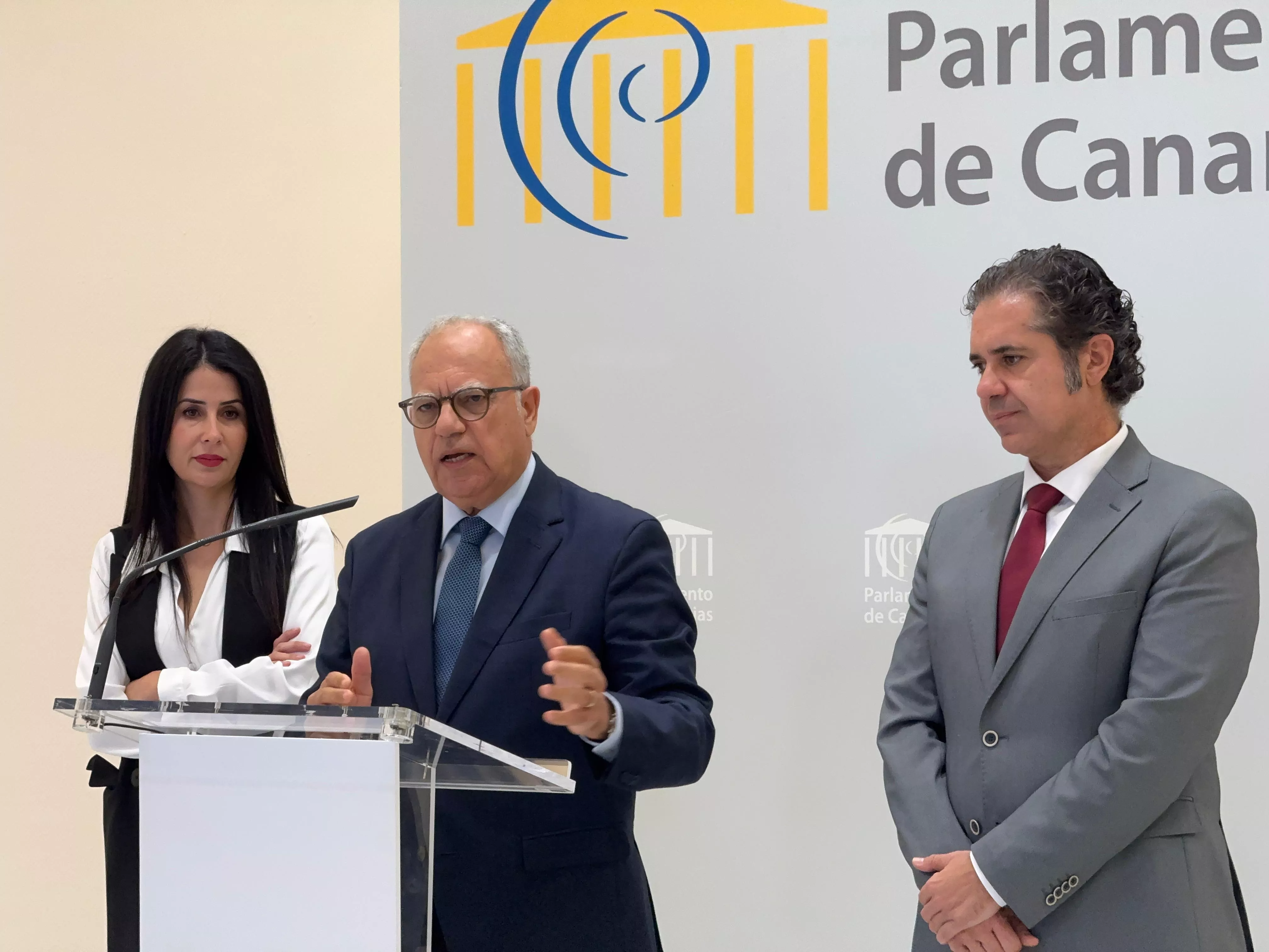 Casimiro Curbelo en el Parlamento de Canarias. / AGRUPACIÓN SOCIALISTA GOMERA (ASG) 