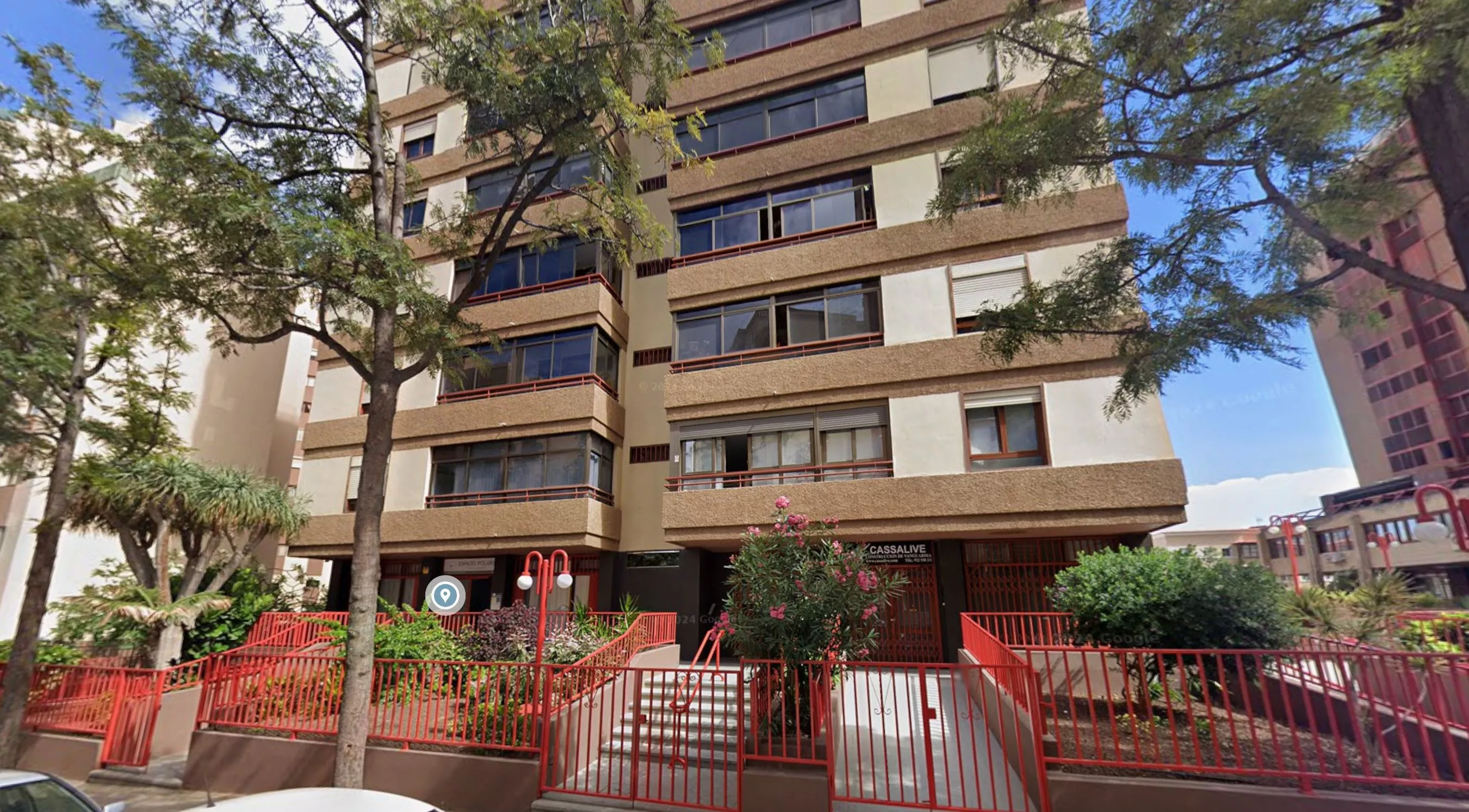 Sede social de Ossaforma SLU (Santa Cruz)