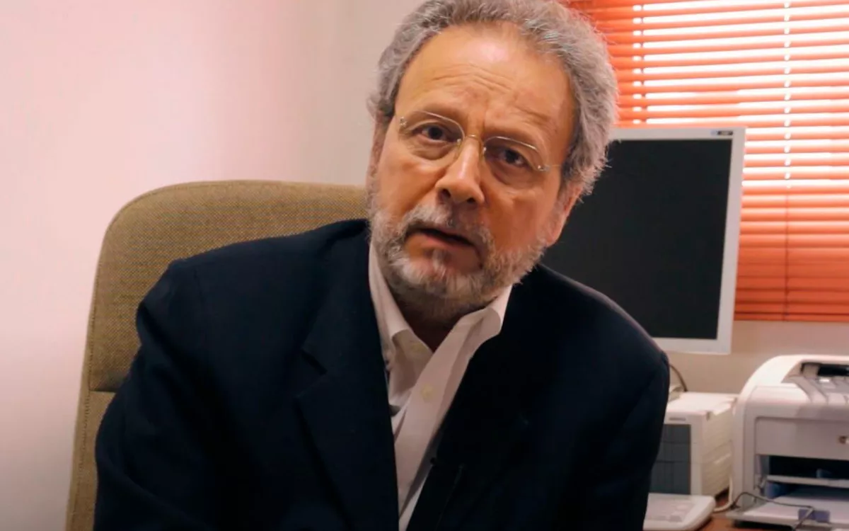 El poeta, ensayista y catedrático Andrés Sánchez Robayna. / ULL