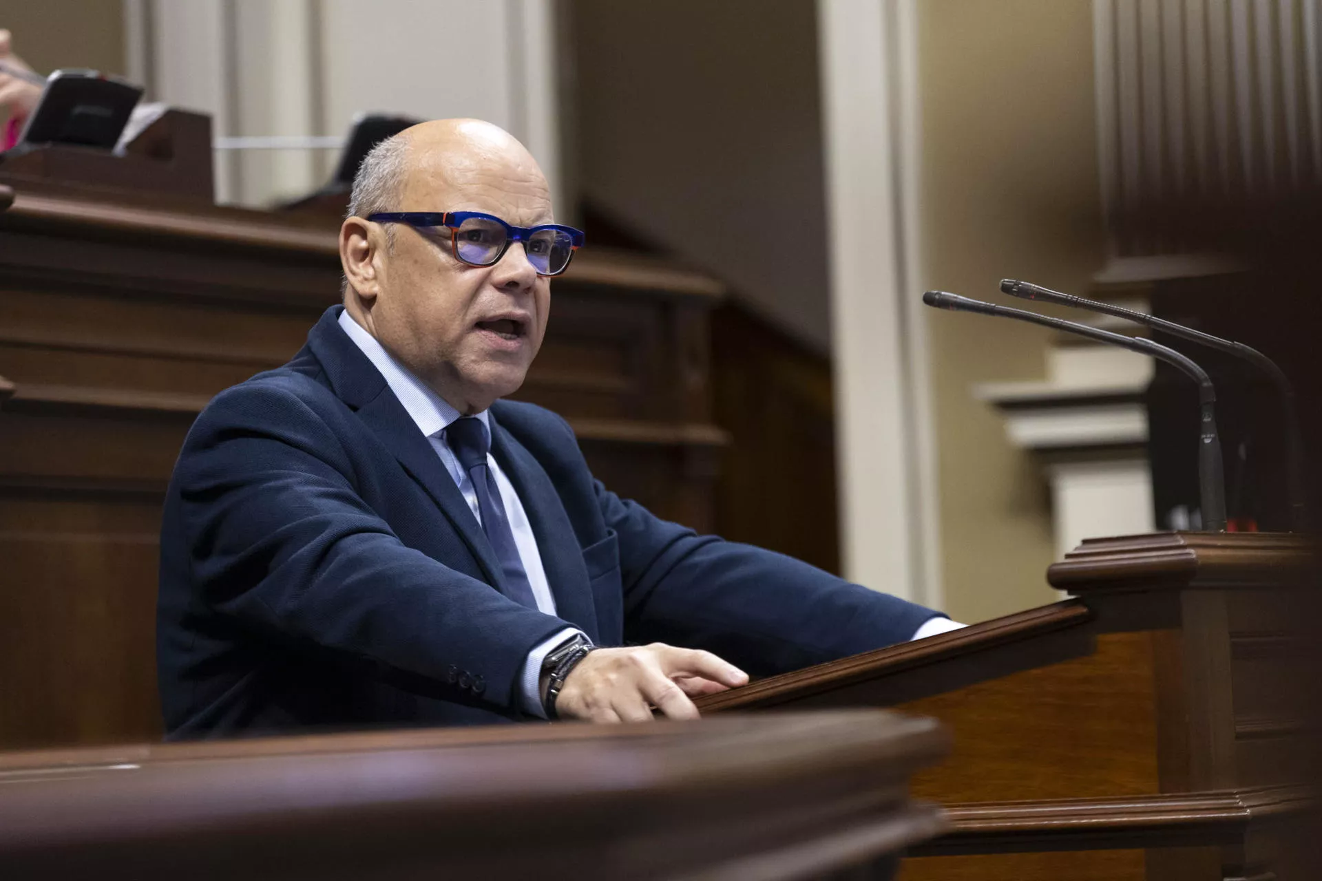 El portavoz del GP Nacionalista Canario (CCa), José Miguel Barragán, durante su intervención en el debate sobre el Estado de la Nacionalidad, celebrado este miércoles./ EFE/ Miguel Barreto El portavoz del GP Nacionalista Canario (CCa), José Miguel Barragán, durante su intervención en el debate sobre el Estado de la Nacionalidad, celebrado este miércoles./ EFE/ Miguel Barreto
