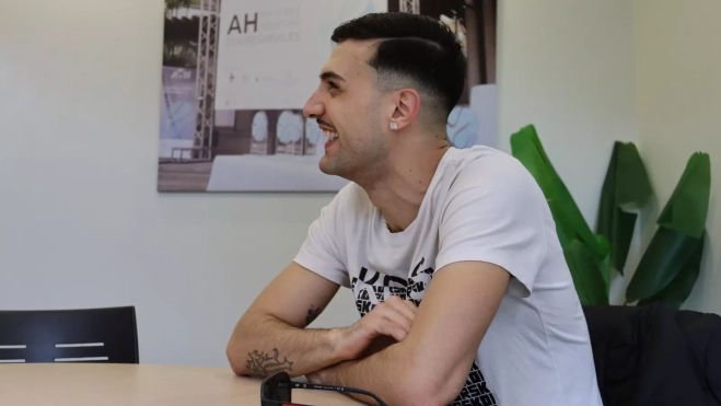 El artista 'Beauty Pikete' en su entrevista con Atlántico Hoy. / ATLÁNTICO HOY - AINOHA CRUZ