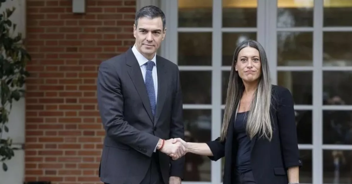 Imagen de archivo del presidente del Gobierno, Pedro Sánchez, y la portavoz de Junts en el Congreso, Miriam Nogueras./ ARCHIVO