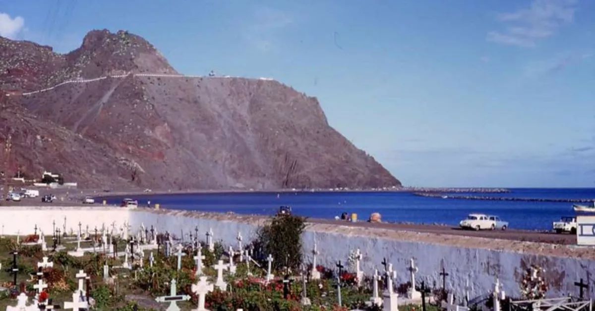 Imagen del cementerio de la playa de Las Teresitas / REDES
