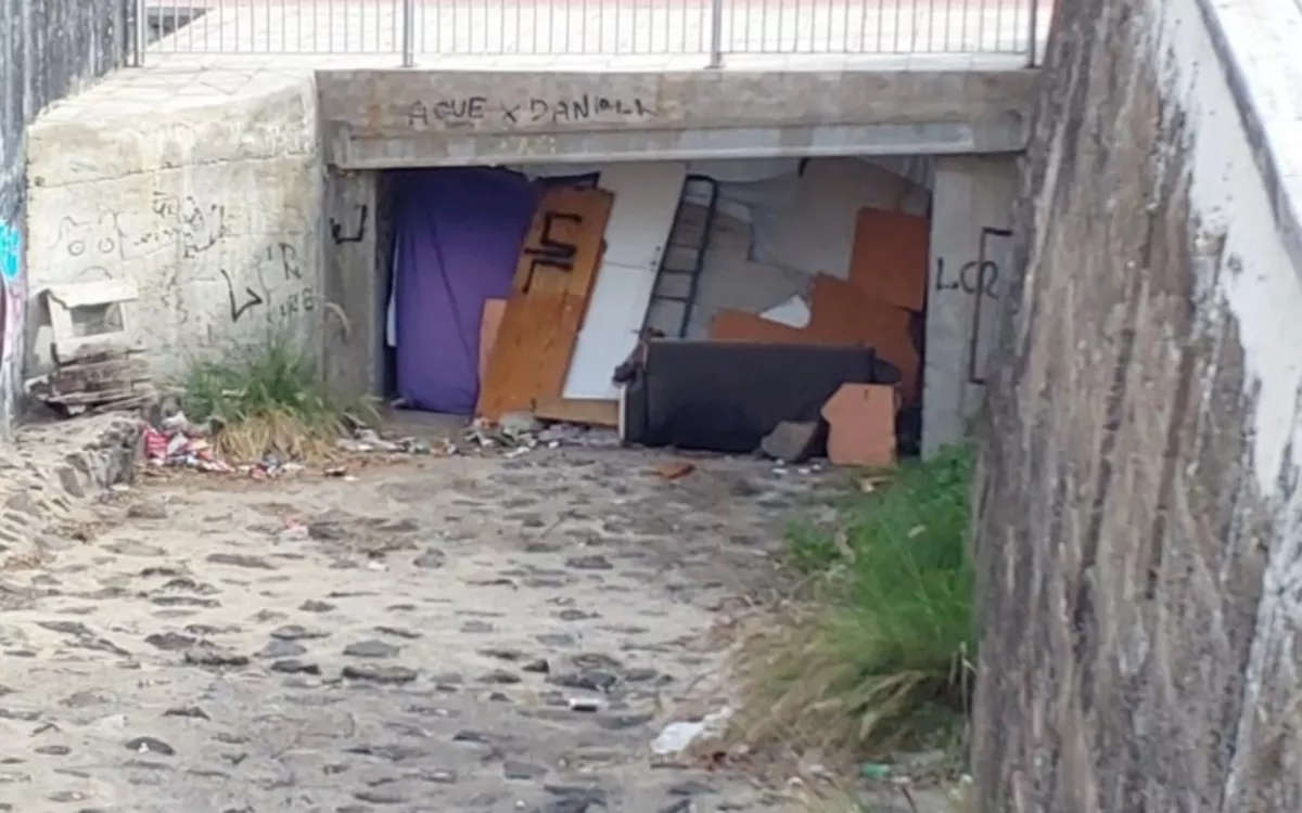 El asentamiento okupa desalojado del cauce del Guiniguada. / AH