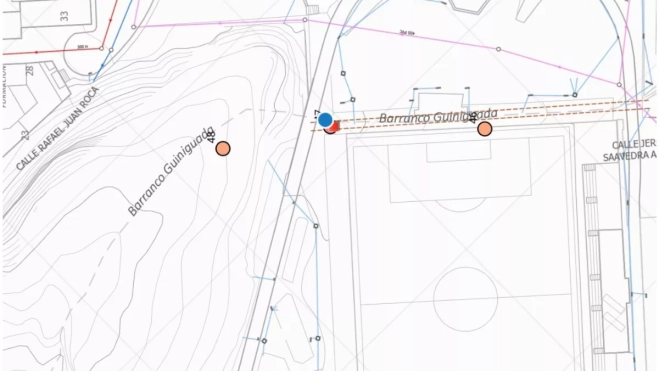Detalle del informe de Emalsa en el que se localiza el asentamiento okupa junto al campo de fútbol de Lomo Blanco. / AH