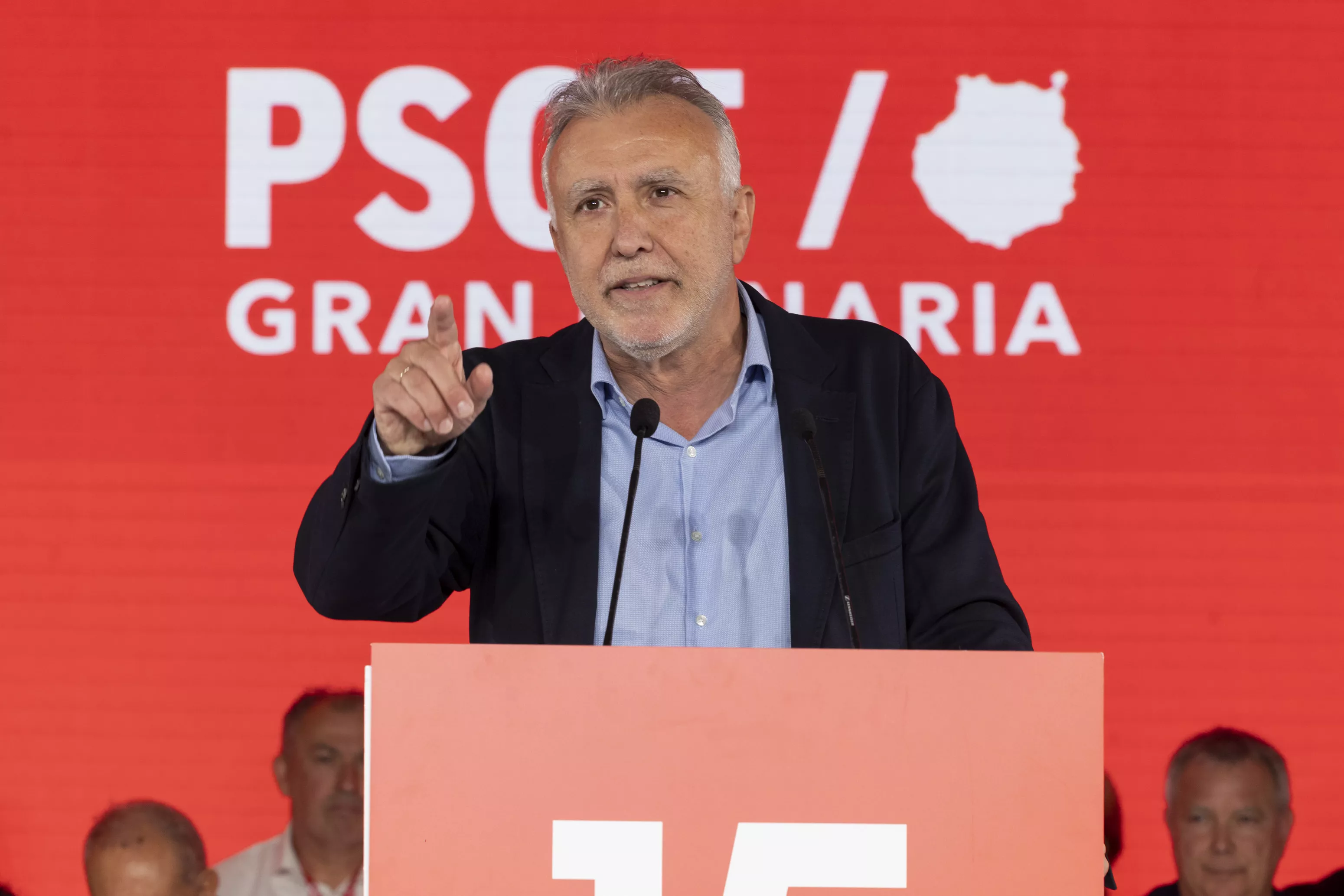 El ministro de Política Territorial y Memoria Democrática, Ángel Víctor Torres. / QUIQUE CURBELO-EFE