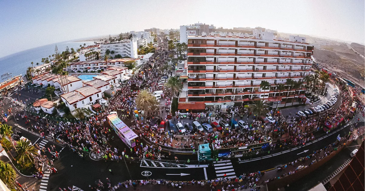 Imagen aérea de la Cabalgata de Carnaval de Maspalomas / ARCHIVO 