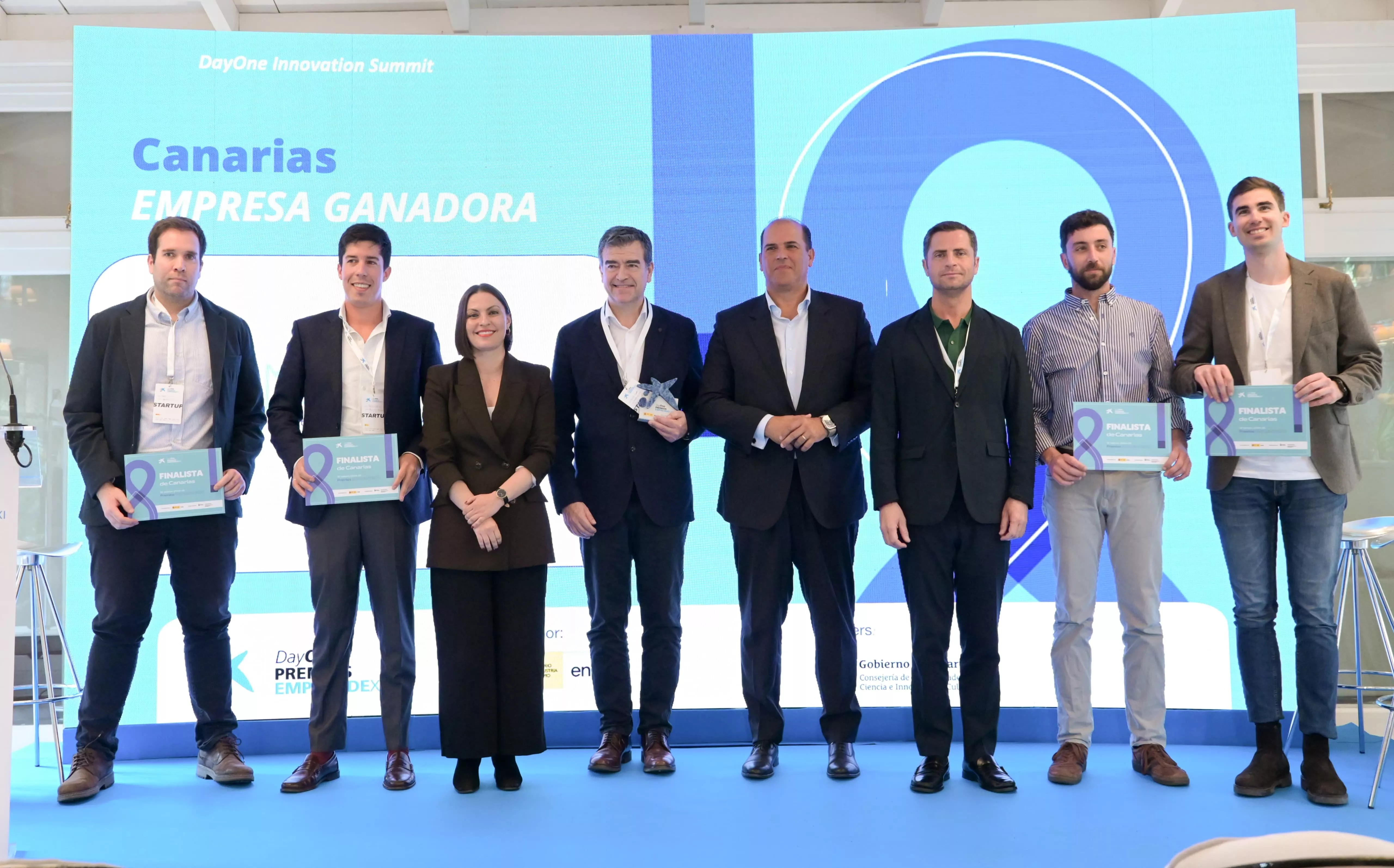 Ganador y finalistas Premio Emprende XXI Canarias de CaixaBank./ CEDIDA
