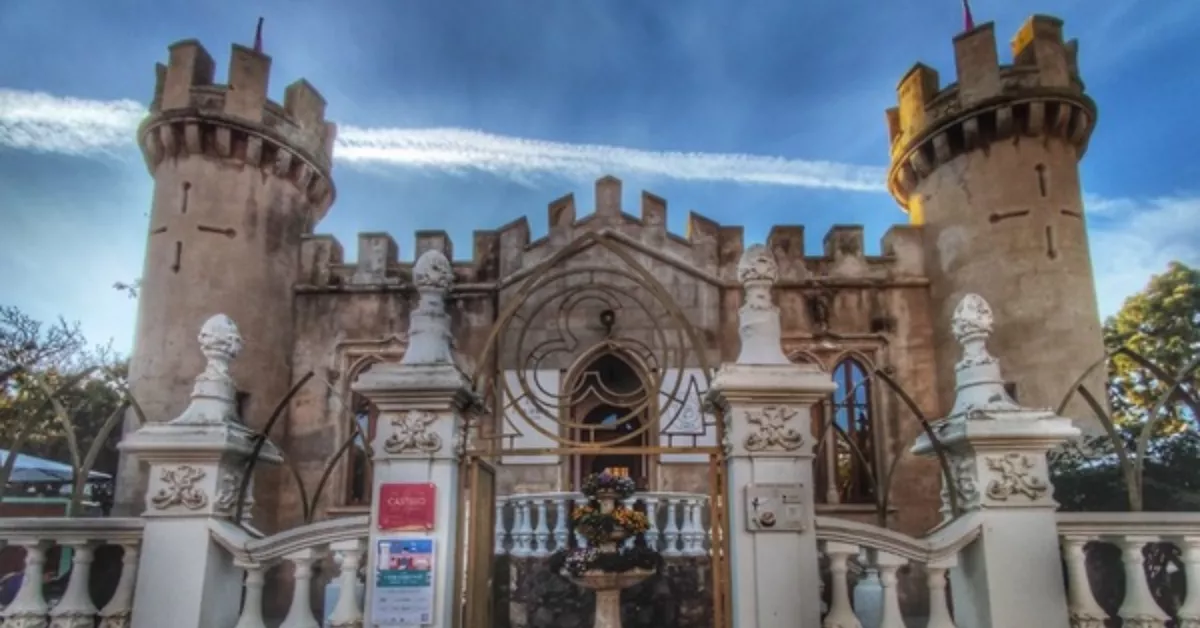 Botánica café en el castillo de La Laguna / BOTÁNICA CAFÉ